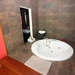 Nyaraló Casa De Paredes Secas By Geres Casas *