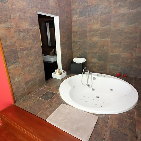 בית נופש Casa De Paredes Secas By Geres Casas *
